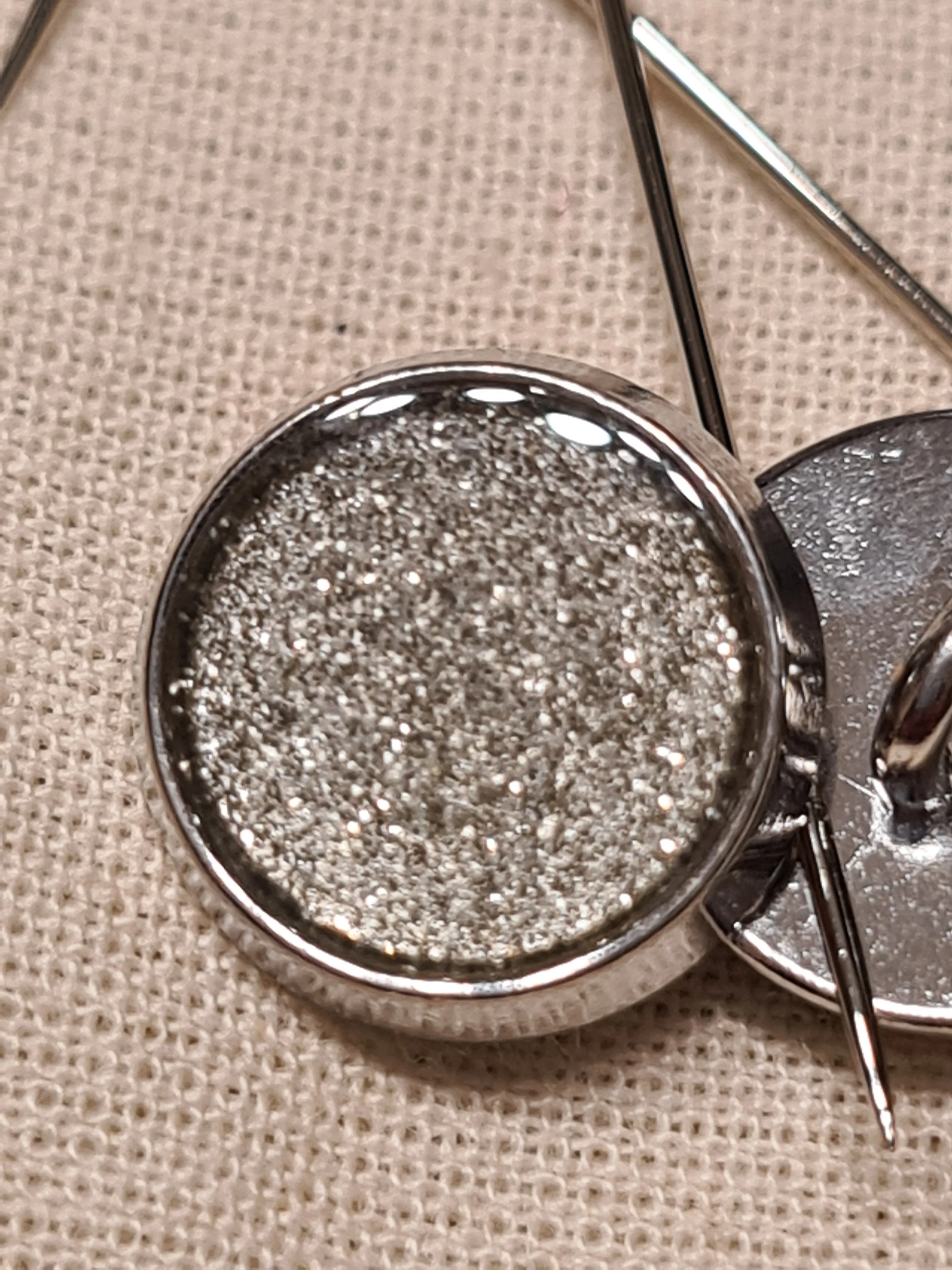 Boutons en métal pailleté à pied 11mm (prix à la pièce) - Image 4