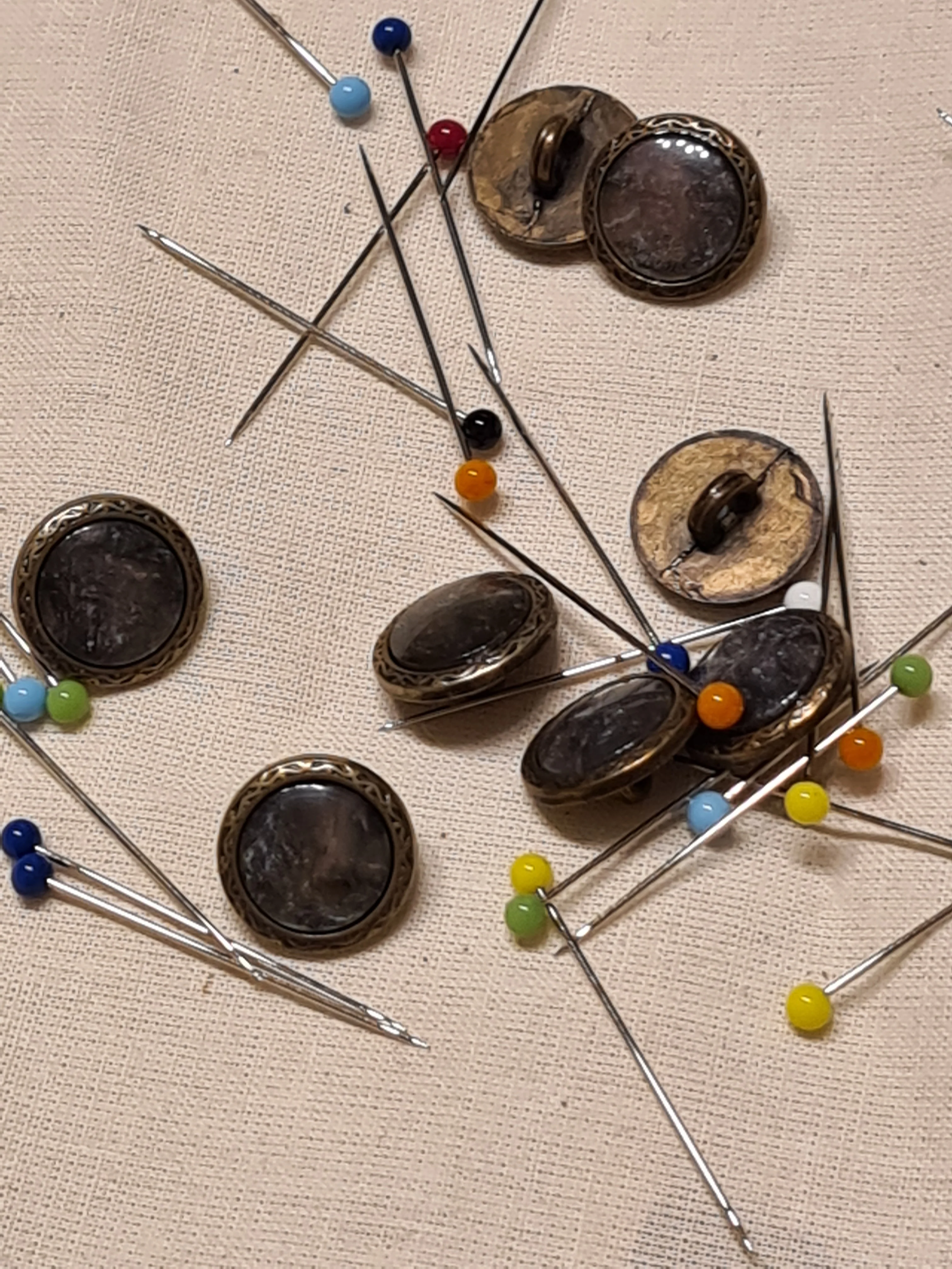 Boutons en métal imitation pierre ton prune 13mm (prix à la pièce) - Image 5