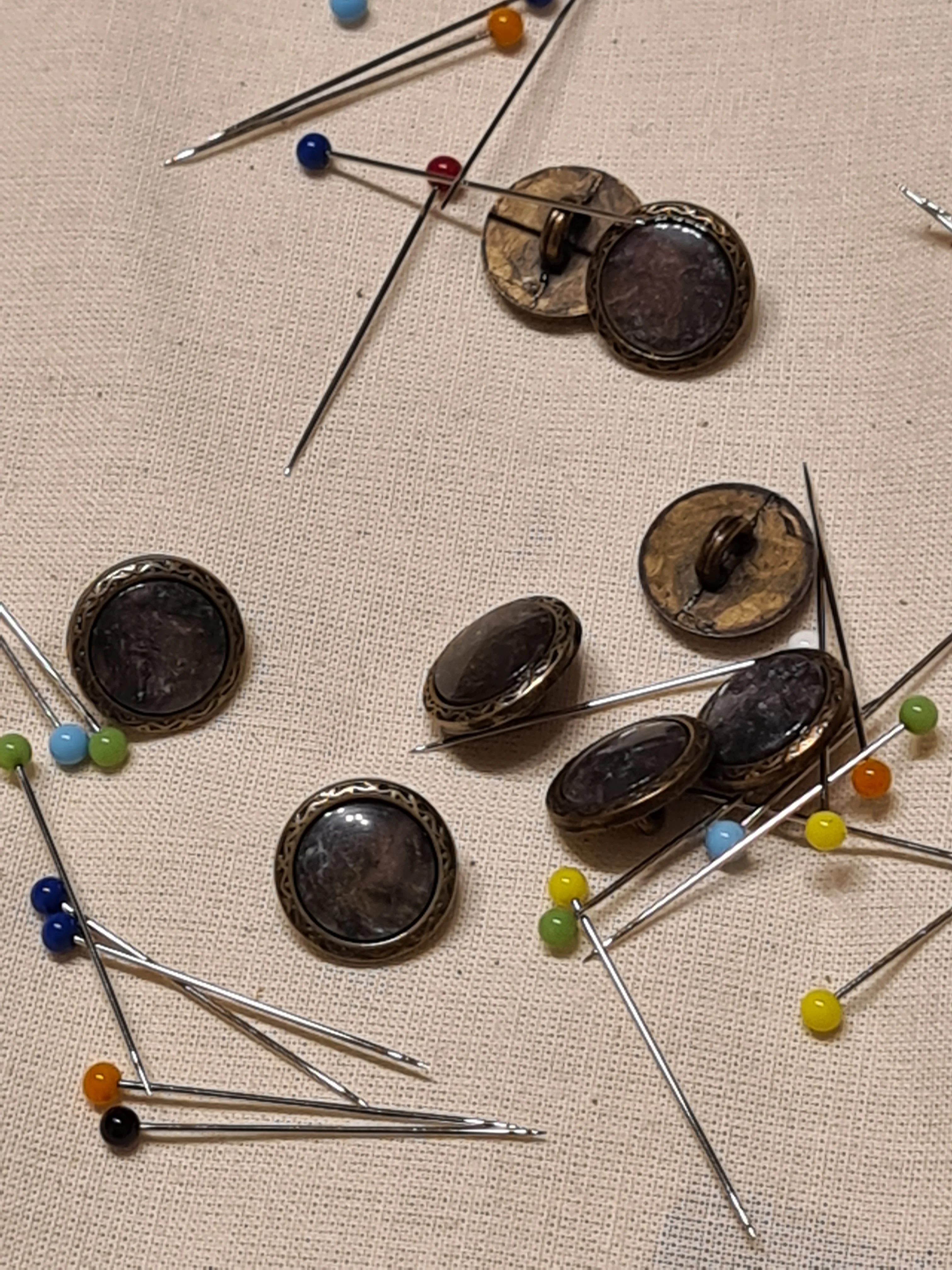 Boutons en métal imitation pierre ton prune 13mm (prix à la pièce) - Image 6