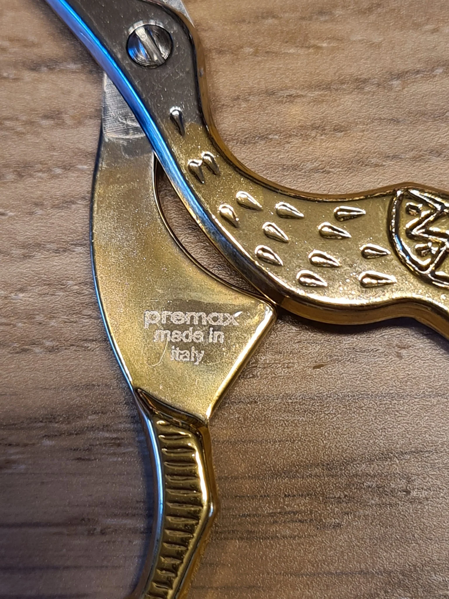 Ciseaux "cigogne" de broderie de fabrication italienne doré - Image 4
