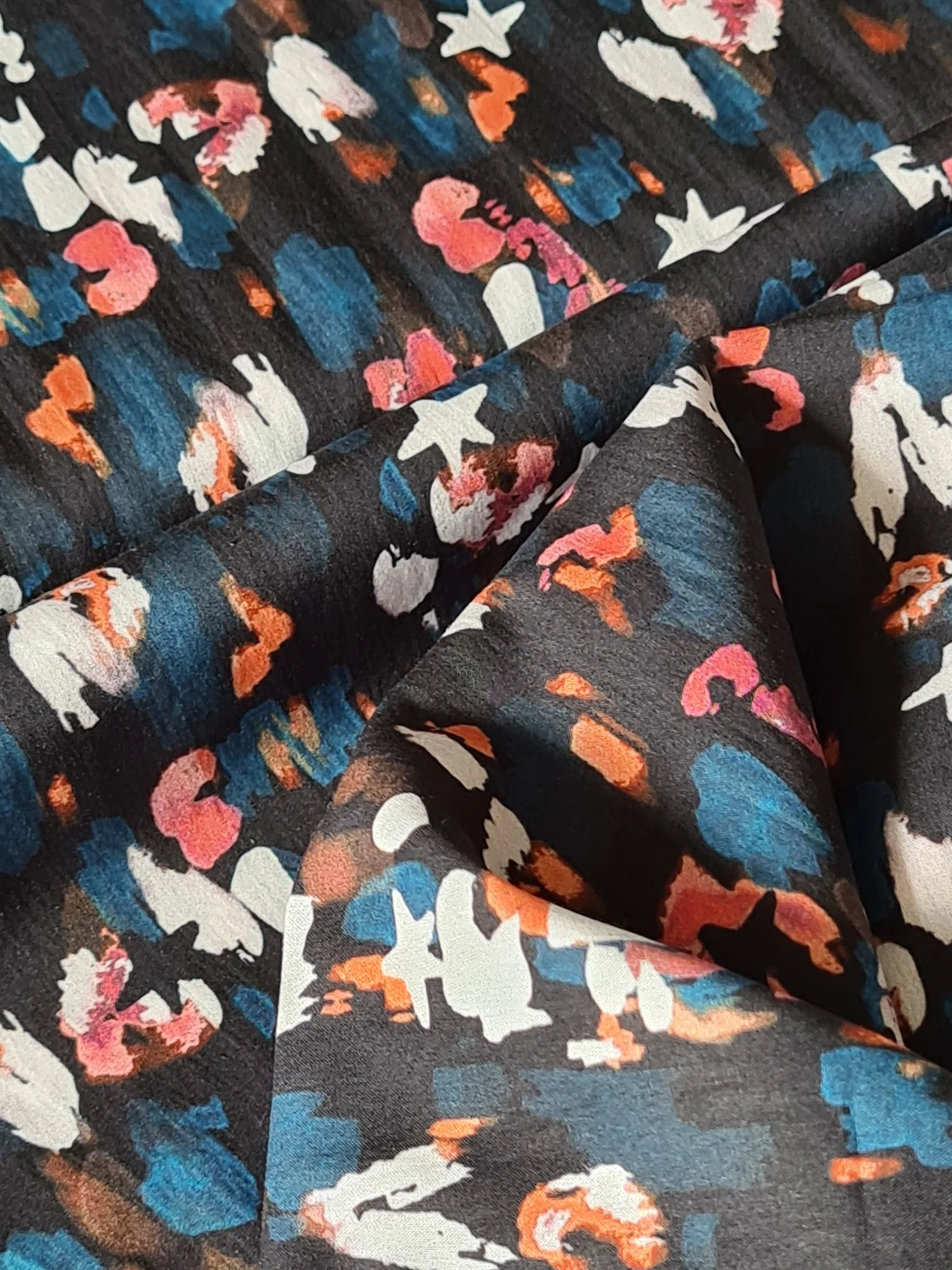 Cotton lawn oeko-tex "Ciel étoilé sur fond noir" de la collection Flourish de Dashwood Studio par Helen Powlman (prix pour 10cm) - Image 5