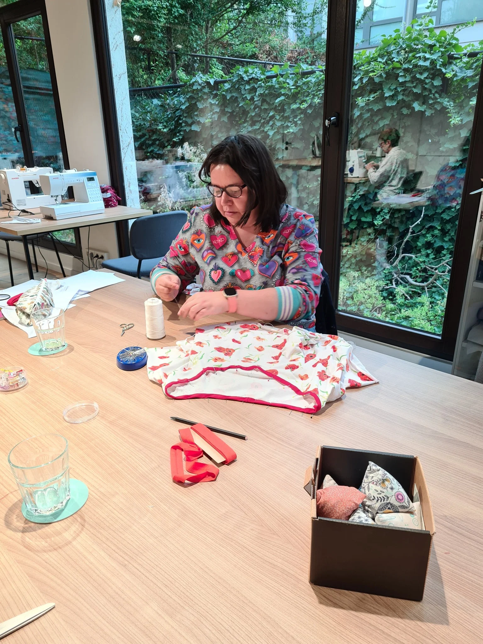 Je découvre la surjeteuse et je couds mon premier tee-shirt - Image 3