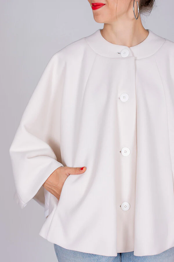 Patron pochette de la veste / cape Iam Harry de Iam patterns du 36 au 46 (fr/angl) - Image 10