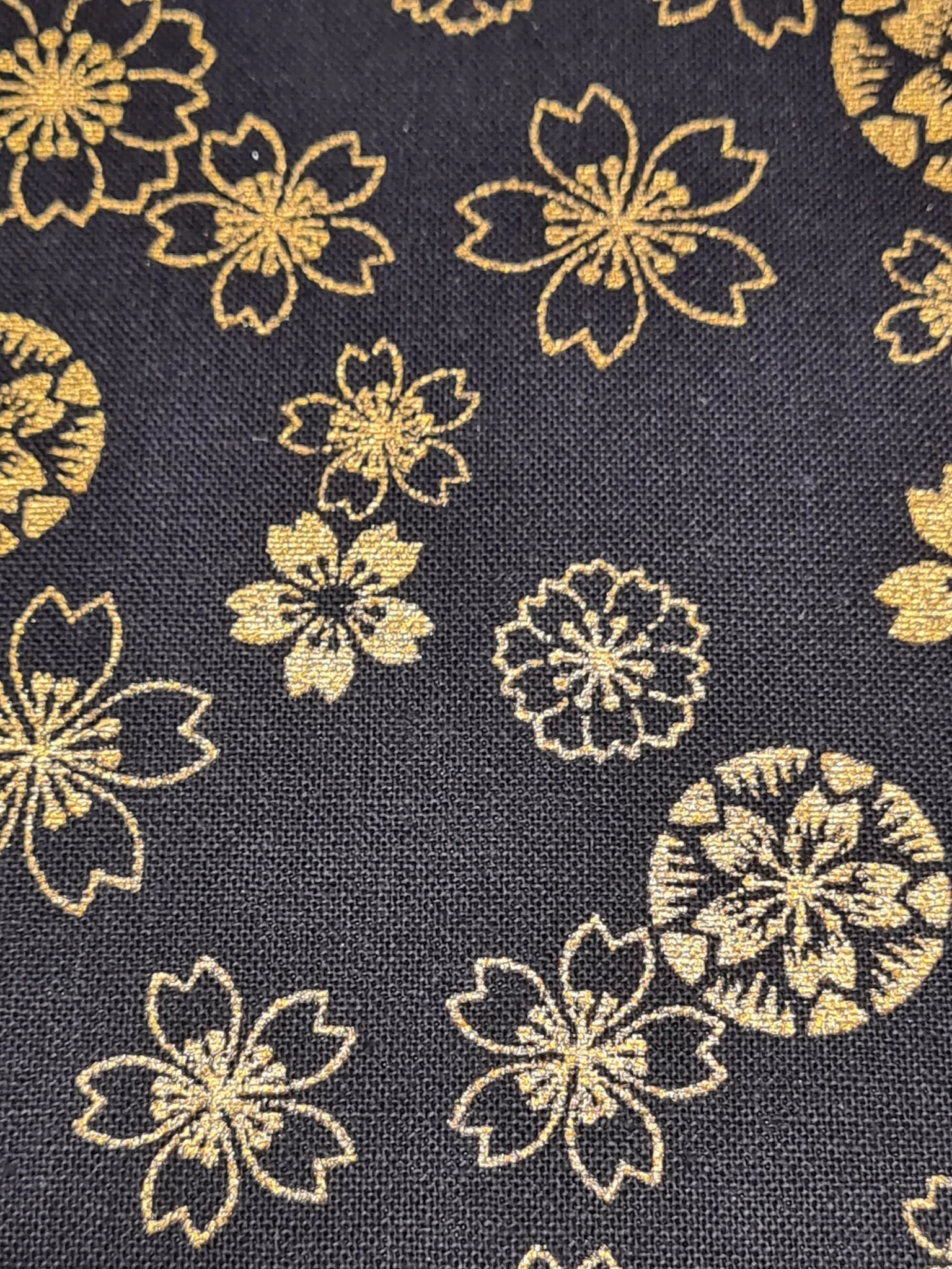 Tissu 100% coton Sakura doré noir (prix pour 10cm) - Image 3