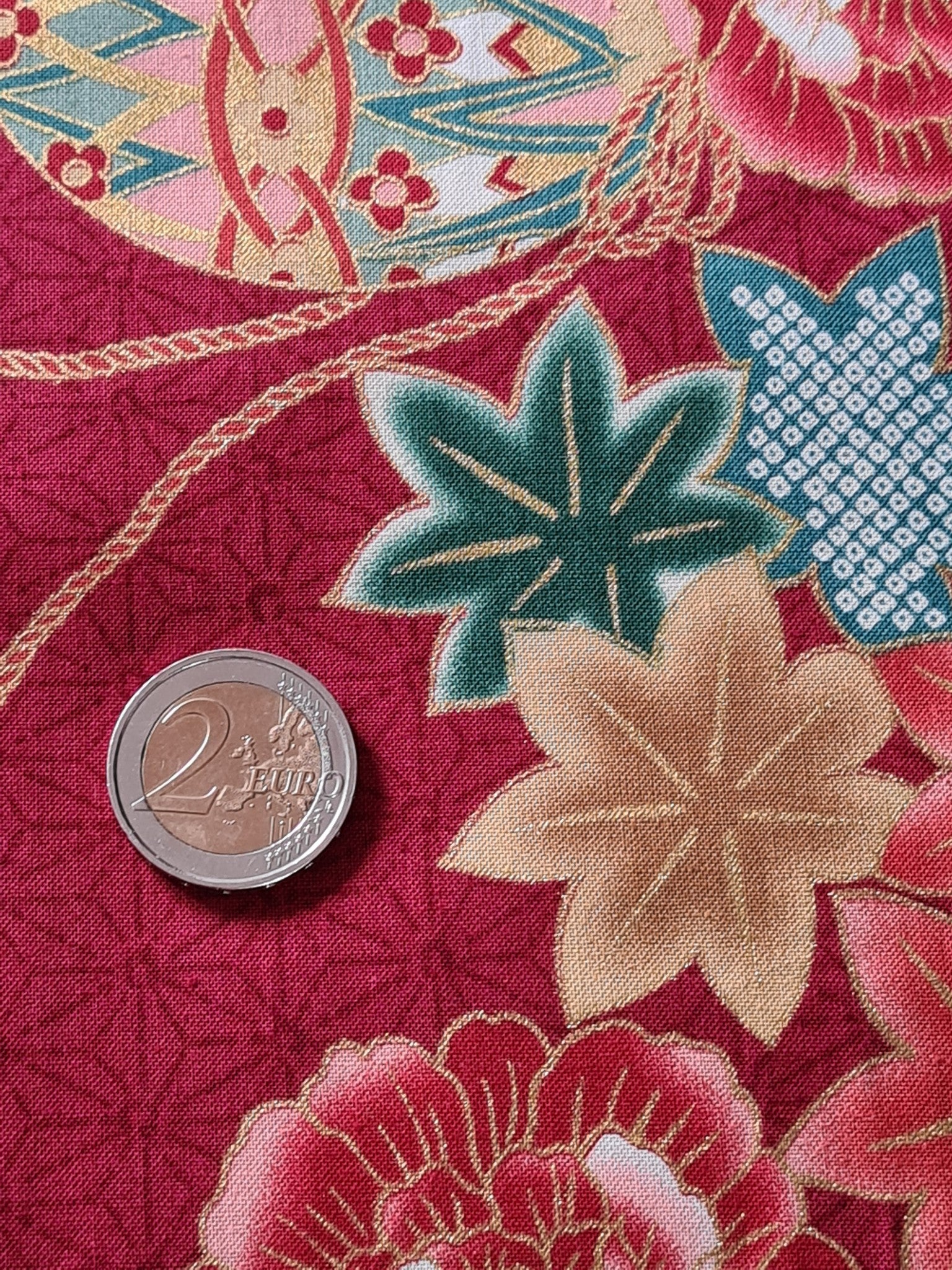 Temari sur fond asanoha rouge (prix pour 10cm) - Image 5